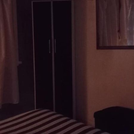 Appartamento La Familia,A 5 Minutos Del Aeropuerto Ezeiza Esterno foto